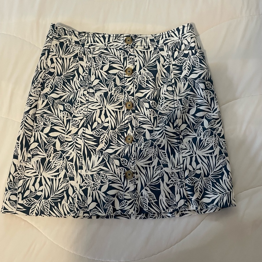 LOFT A-Line Skirt White and Blue Resort Wear